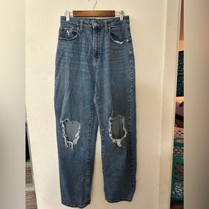 Wide leg blue jeans by Wild Fable. Size 10